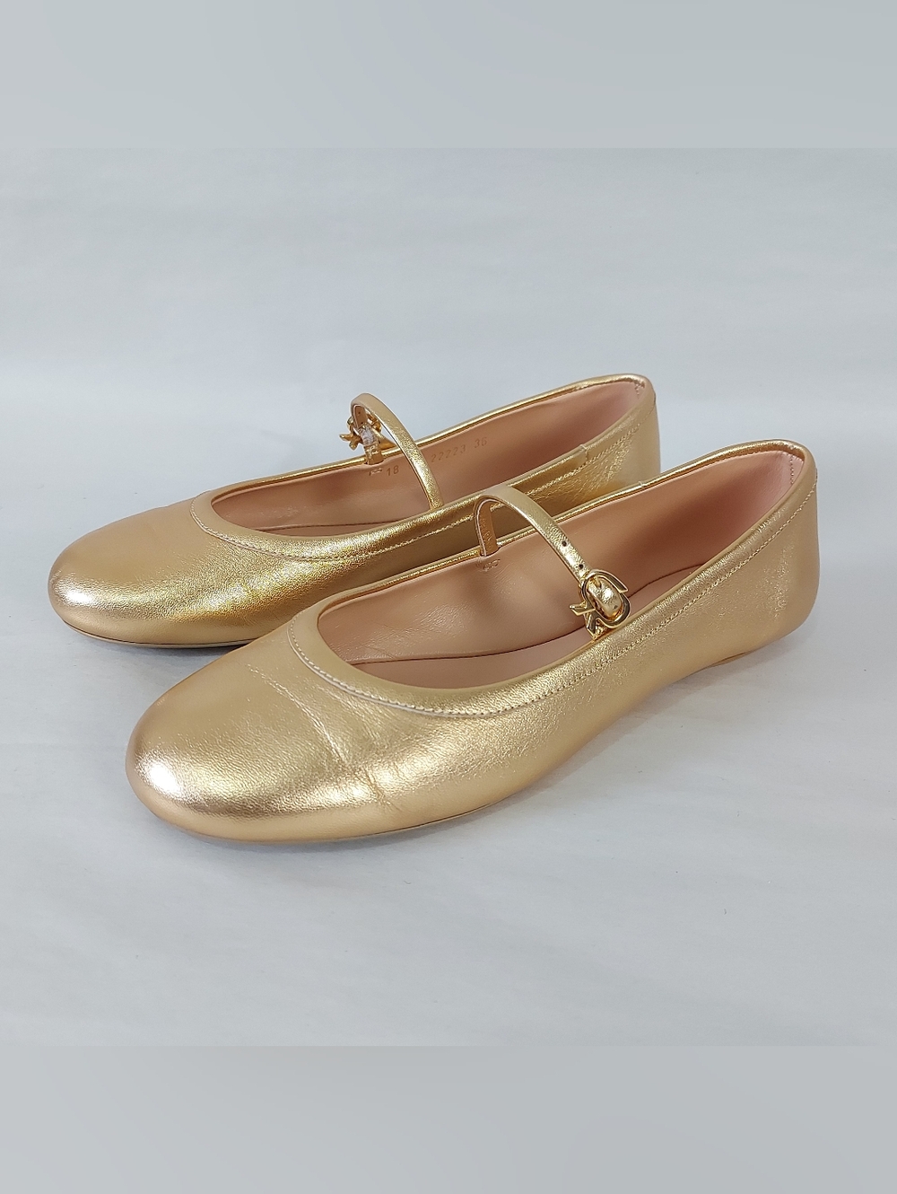 Gianvito Rossi Carla Metallic Gold Ballet Flats 36 Buckle Strap Mary Jane Slipon